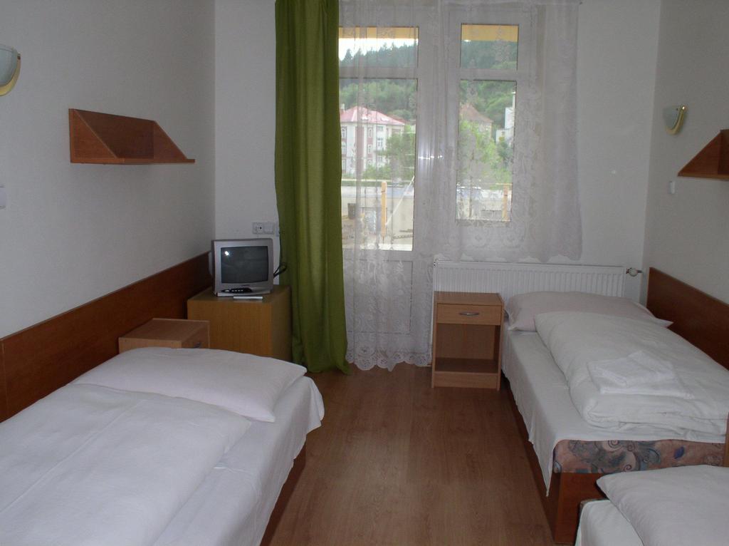 Lazensky Lecebny Dum Praha Hotel Luhačovice Exterior foto